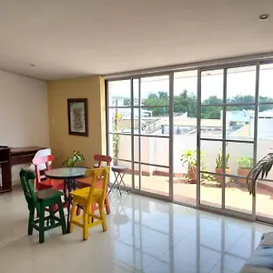 Apartamento Luminoso Con Balcon, Cali